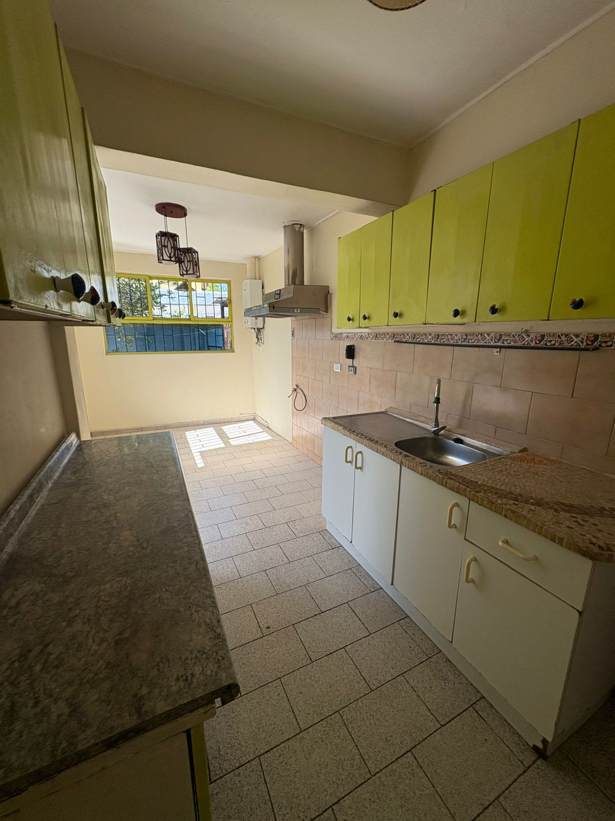 Casa con Piscina y Patios en Ñuñoa – Acceso Independiente - 12