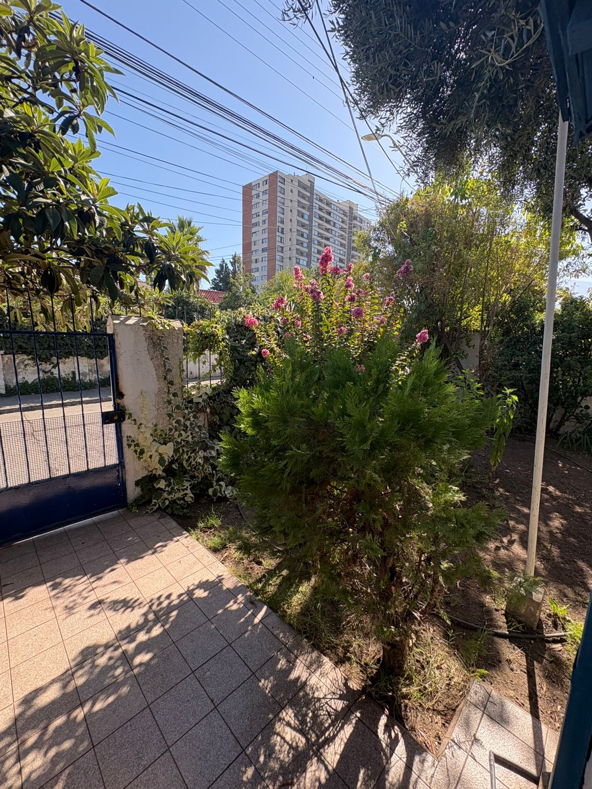 Casa con Piscina y Patios en Ñuñoa – Acceso Independiente - 20