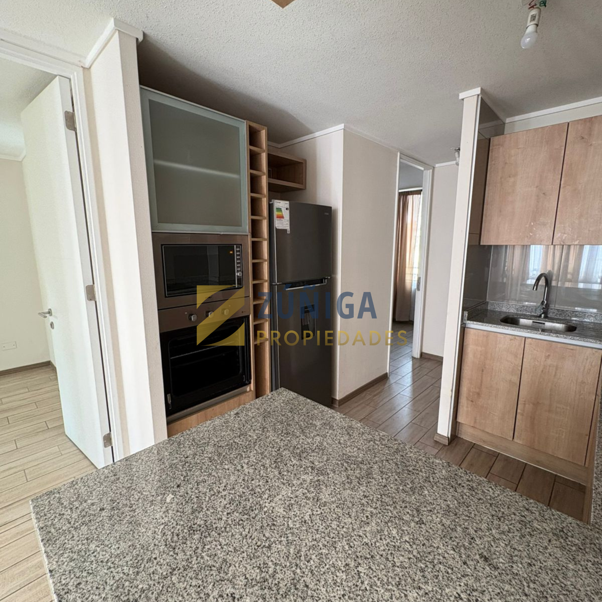 Moderno y luminoso departamento 2D/2B Los Héroes – Santiago Centro - 3