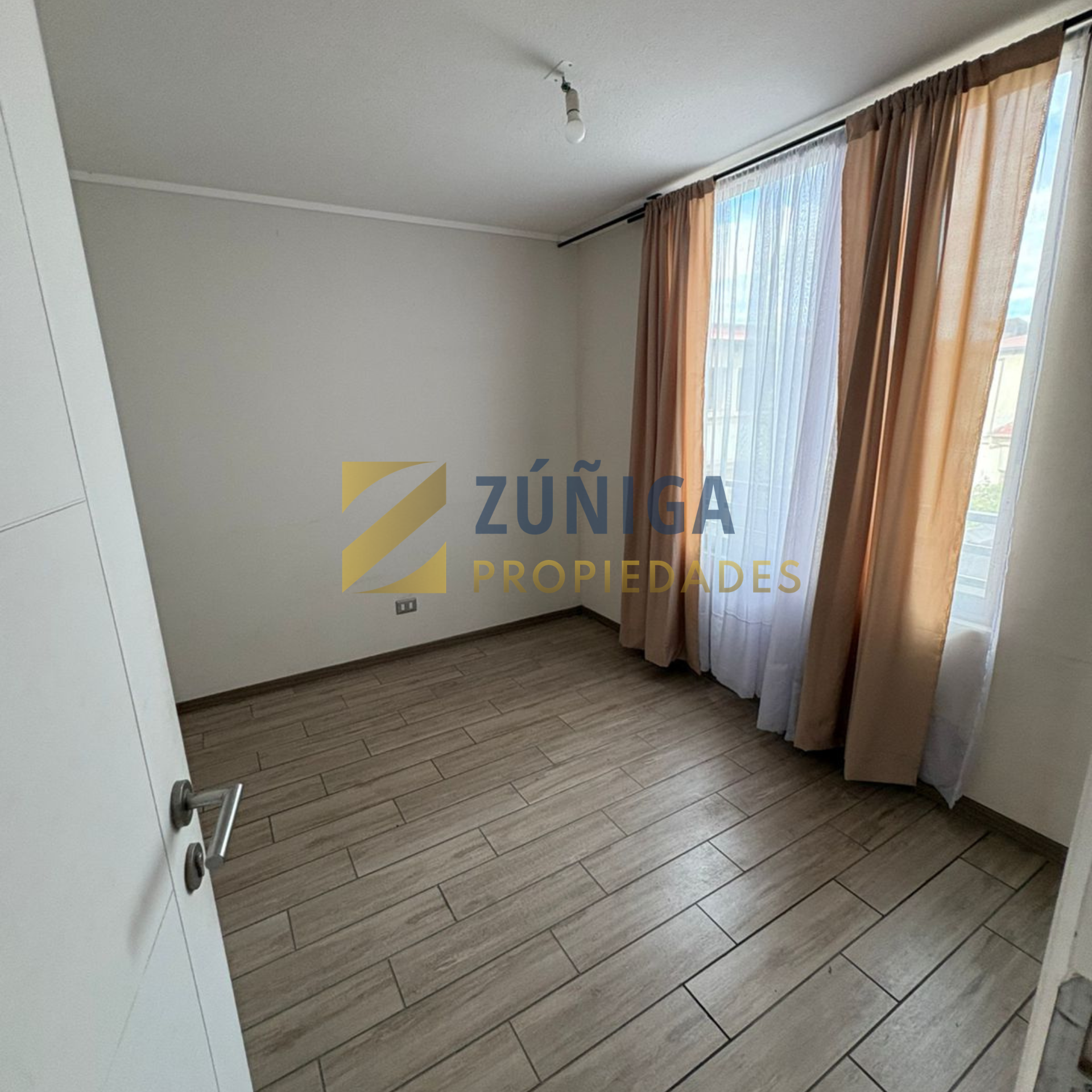 Moderno y luminoso departamento 2D/2B Los Héroes – Santiago Centro - 9