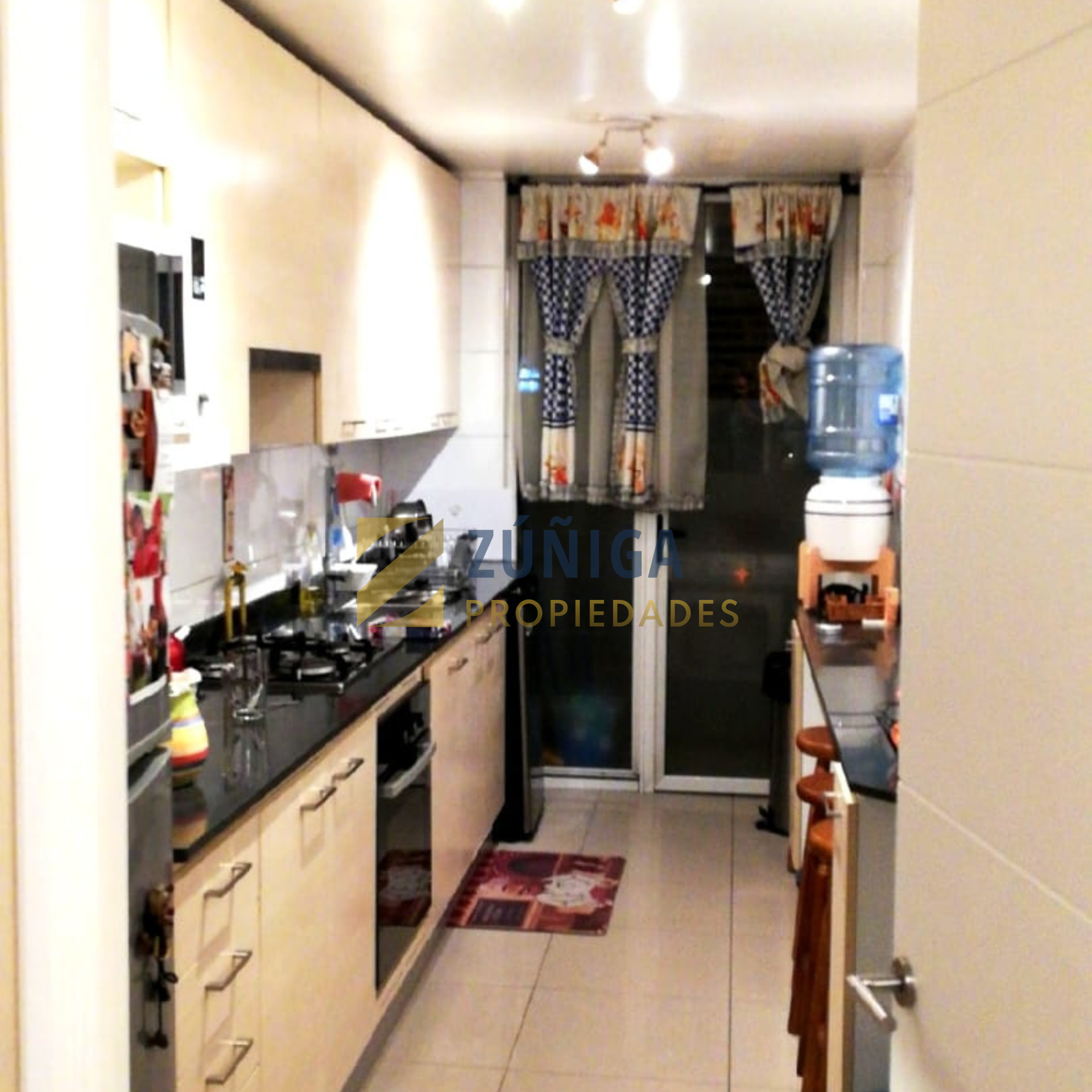 Amplio y luminoso departamento en venta Av. Pedro de Valdivia - 4