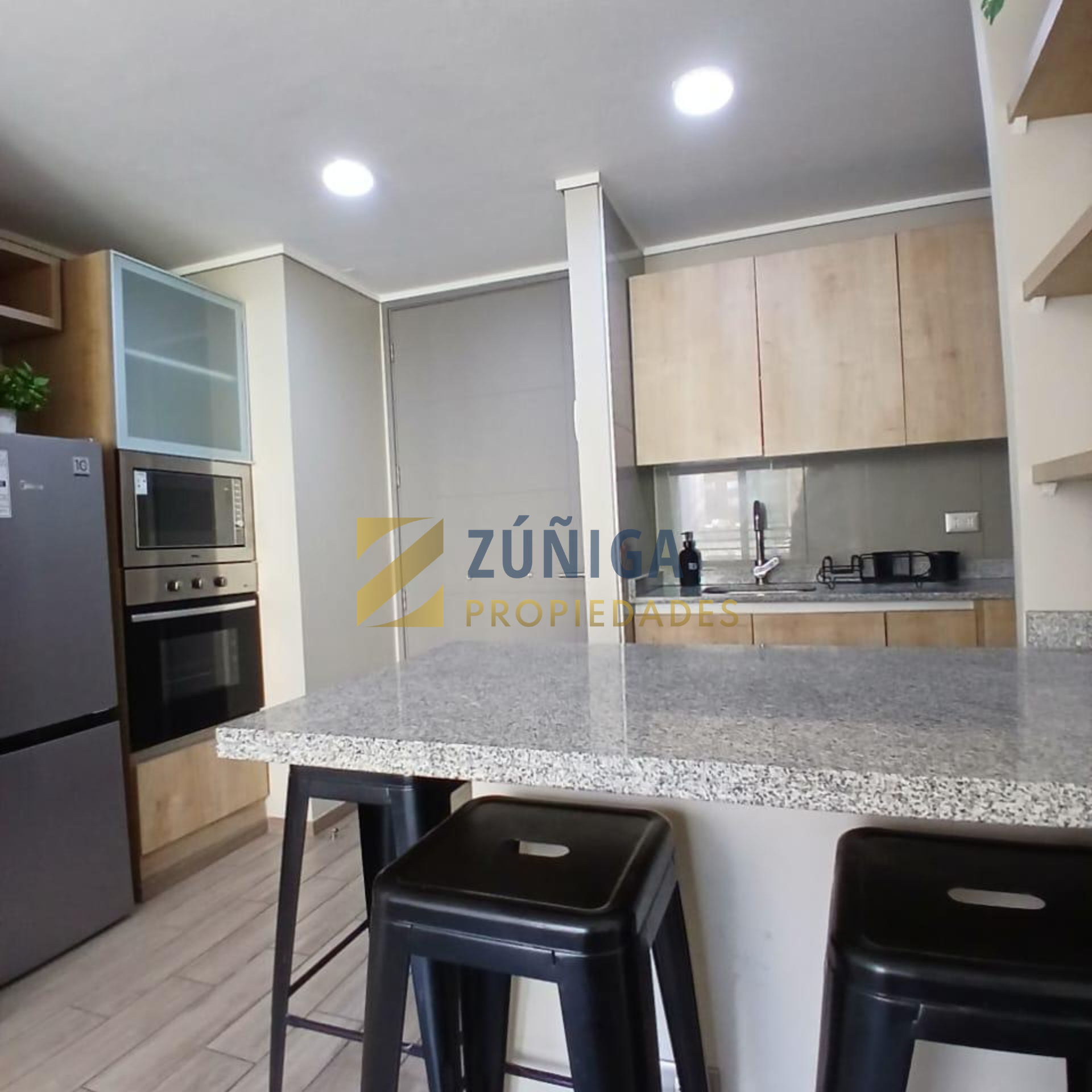 Departamento en Arriendo – Santiago Centro | 2 Dormitorios, 2 Baños - 4