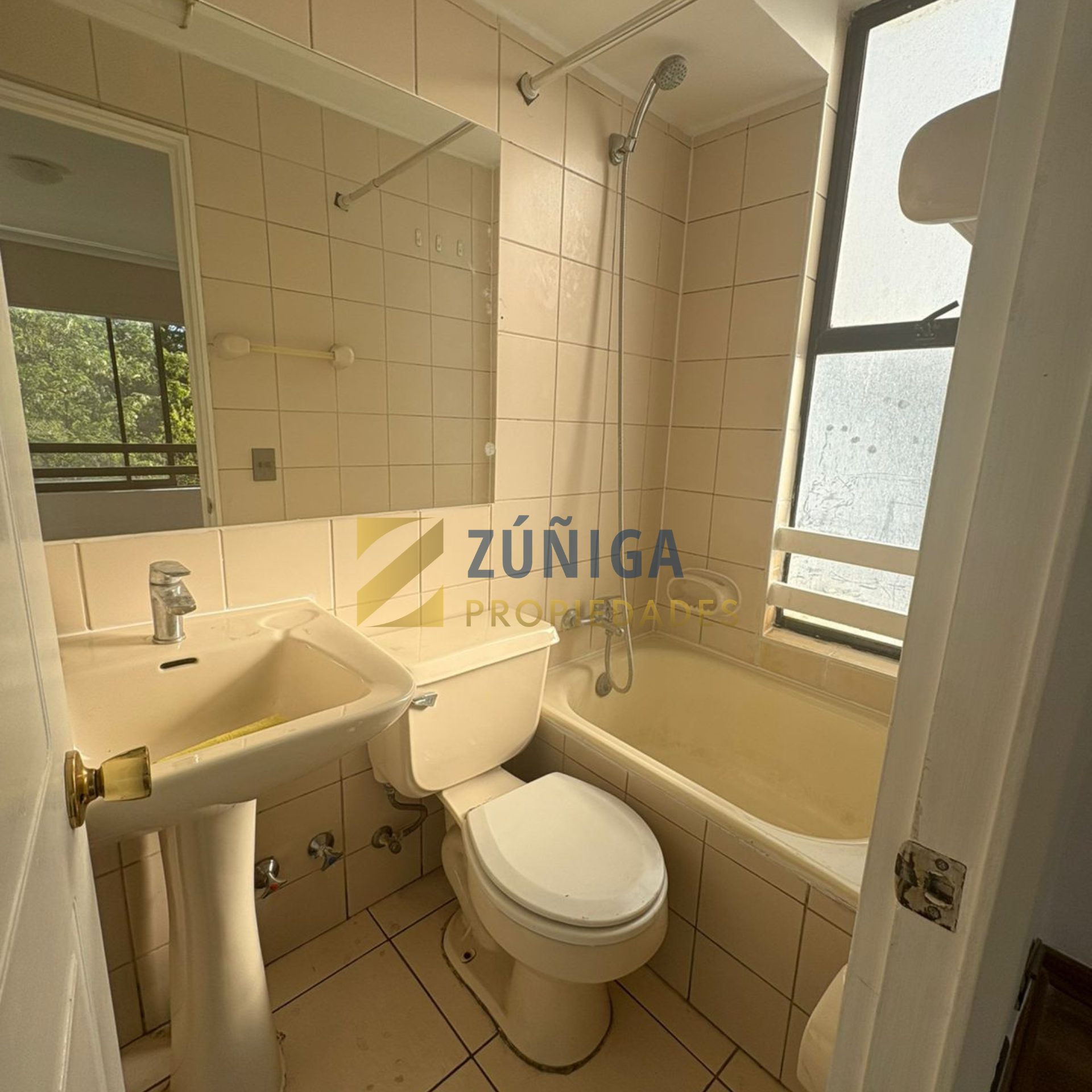 Arriendo Departamento Remodelado en Providencia | 2D + 2B + Est - 7