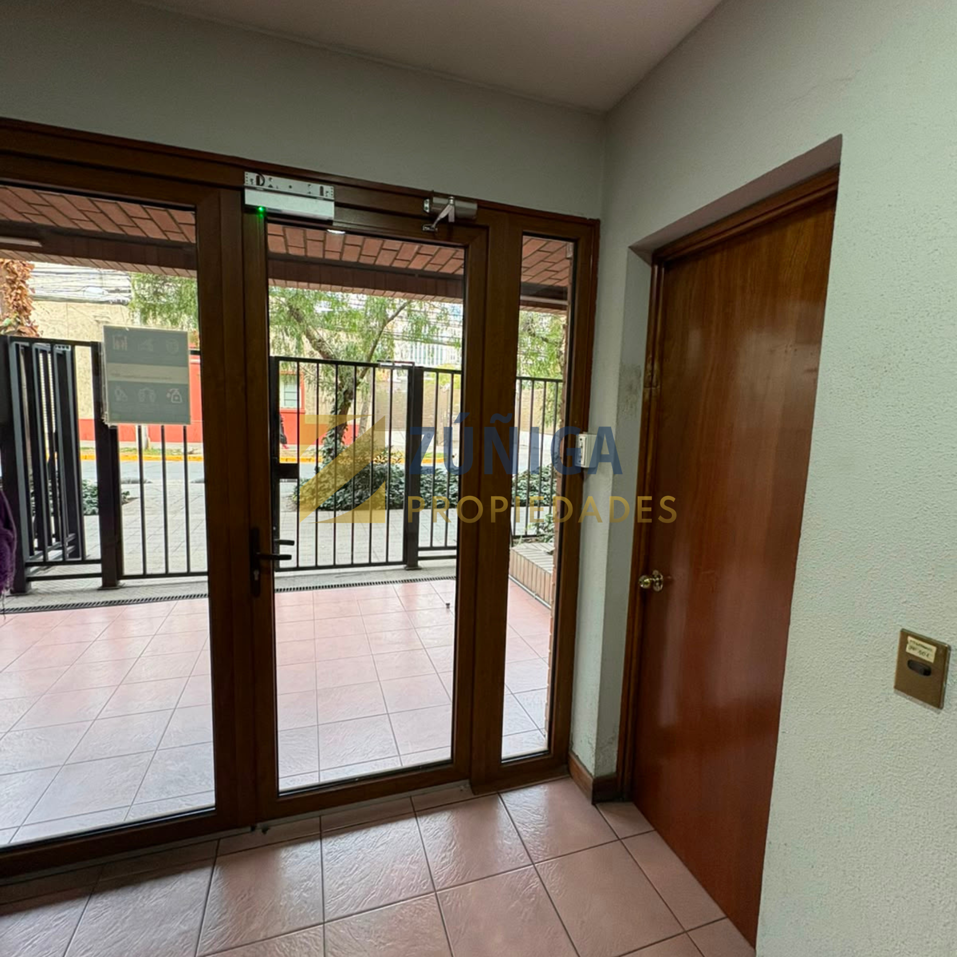 Oficina en Venta en Providencia | Excelente Ubicación para Consulta o Empresa - 17