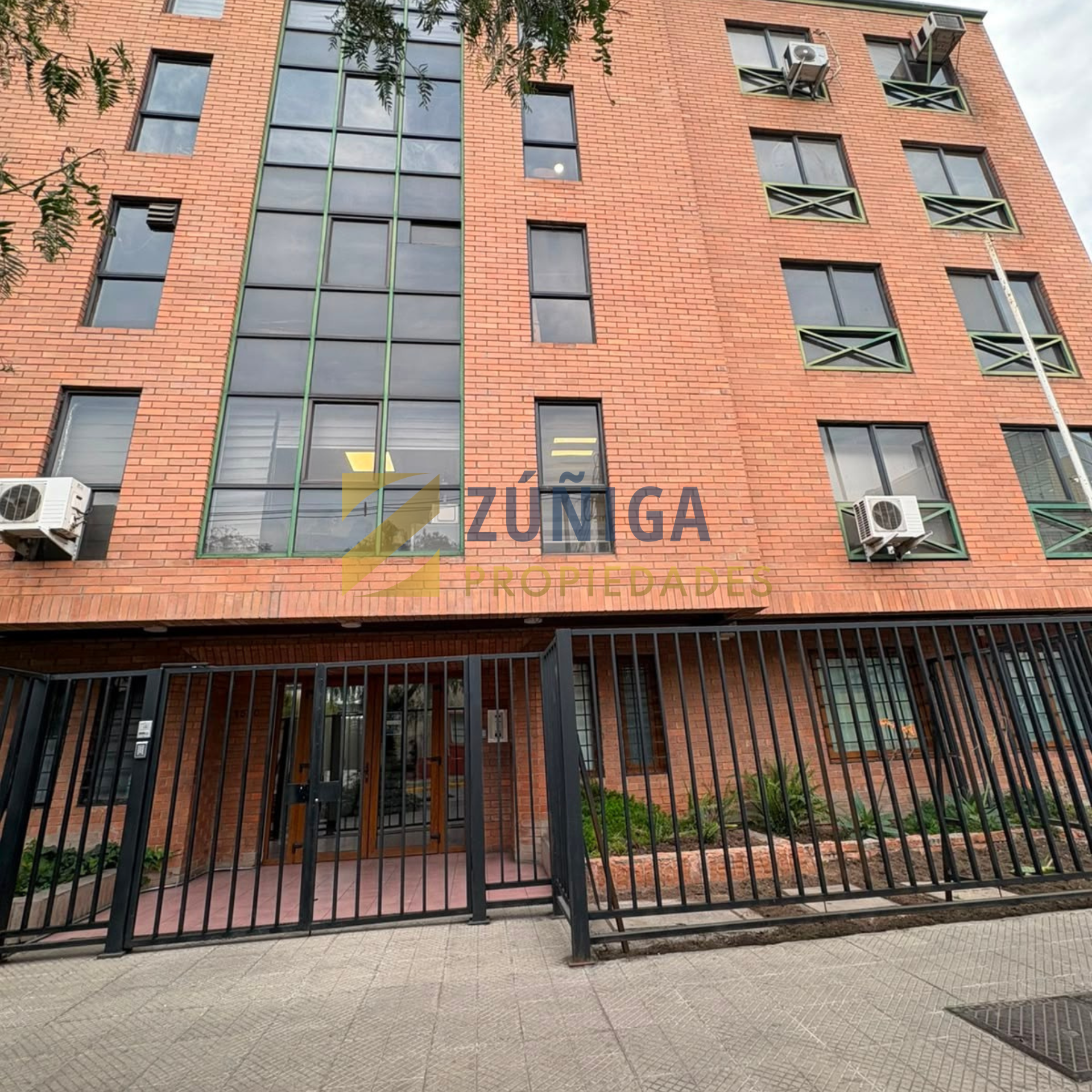 Oficina en Venta en Providencia | Excelente Ubicación para Consulta o Empresa - 19