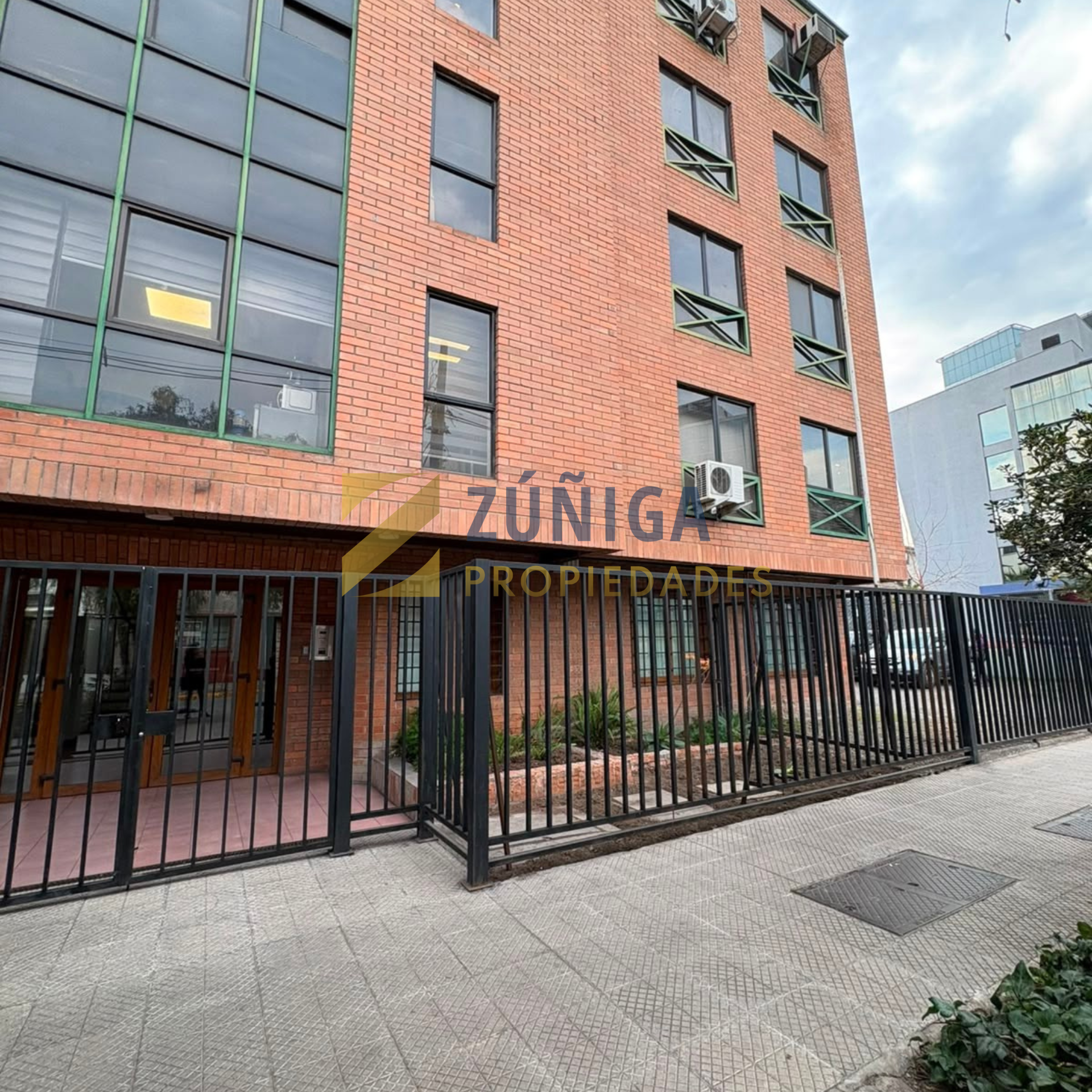 Oficina en Venta en Providencia | Excelente Ubicación para Consulta o Empresa - 20