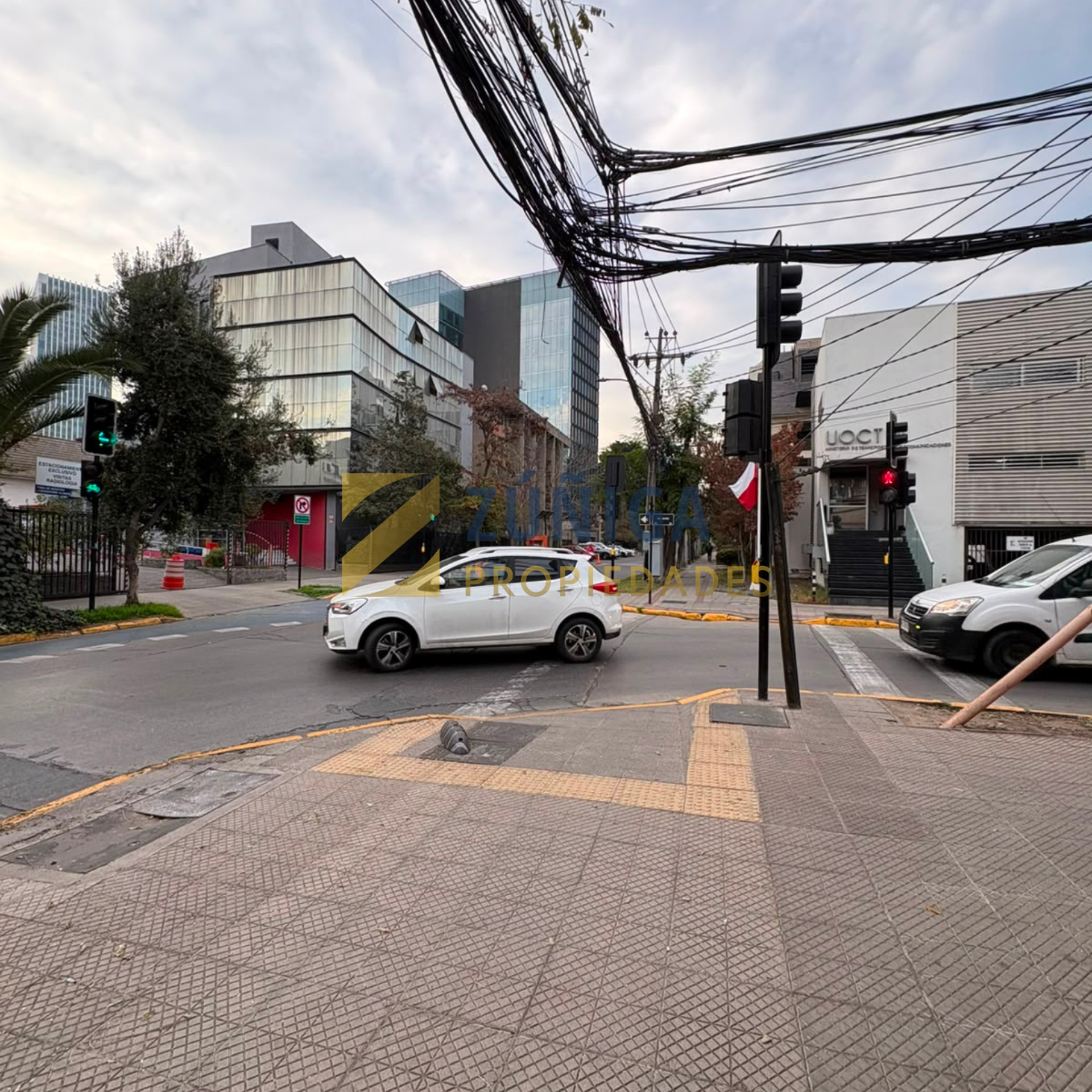 Oficina en Venta en Providencia | Excelente Ubicación para Consulta o Empresa - 23