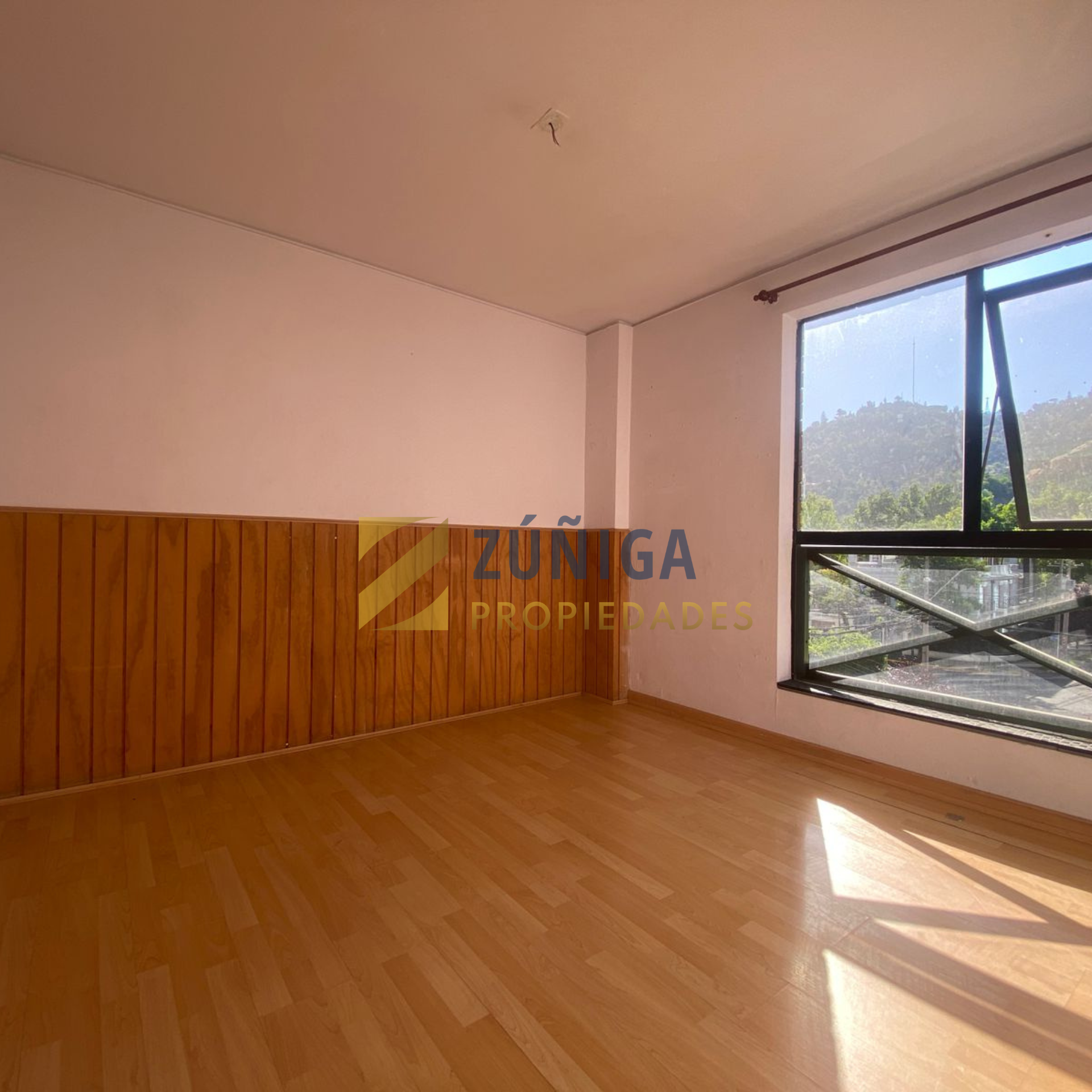 Oficina en Venta en Providencia | Excelente Ubicación para Consulta o Empresa