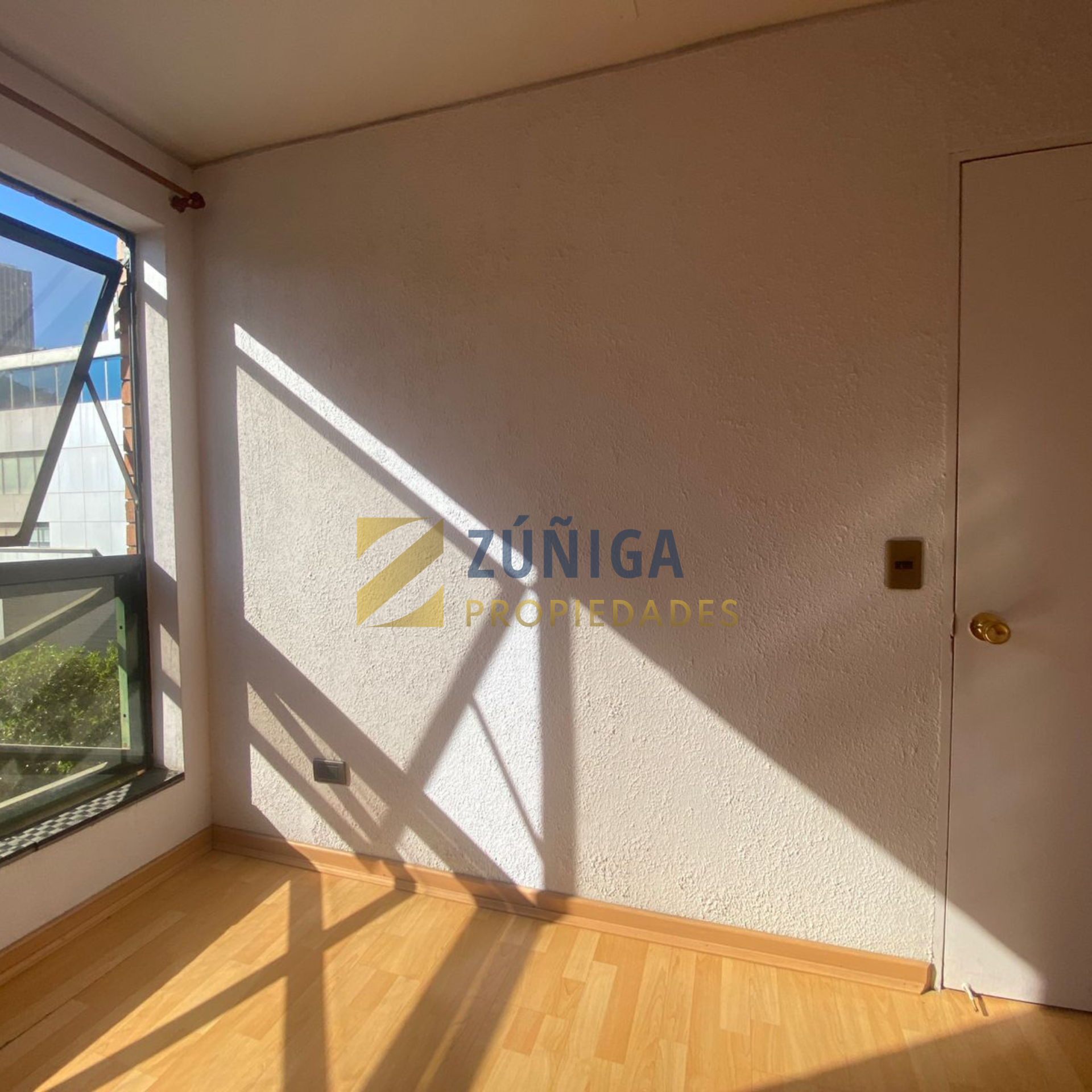 Oficina en Venta en Providencia | Excelente Ubicación para Consulta o Empresa - 3