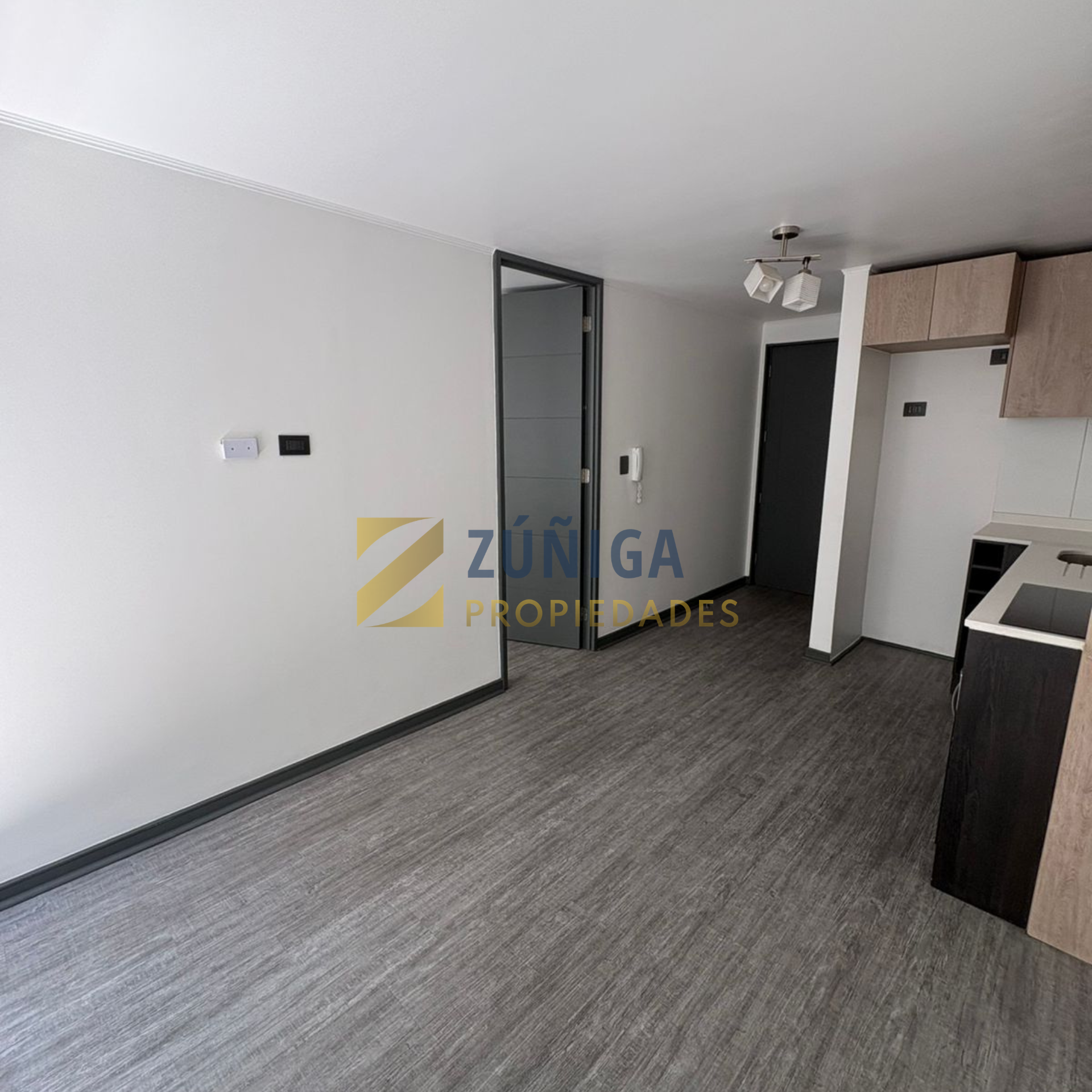 ¡Oportunidad de inversión! Departamento en venta por 2.450 UF – Santiago Centro - 3