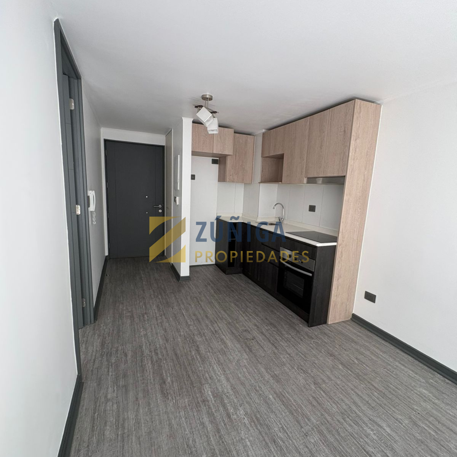 ¡Oportunidad de inversión! Departamento en venta por 2.450 UF – Santiago Centro - 4