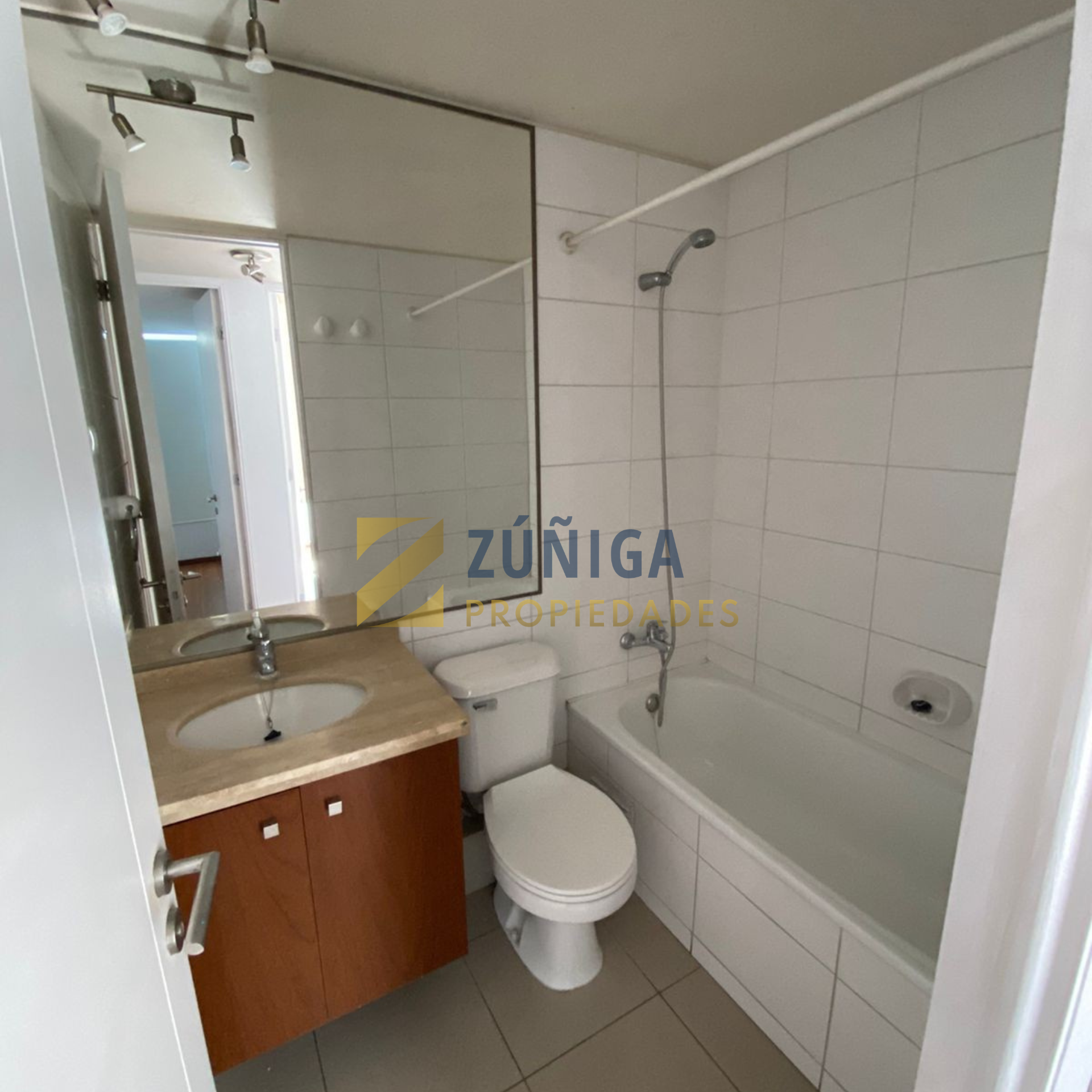 ¡Amplio departamento de 3 dormitorios en arriendo en Ñuñoa! - 16